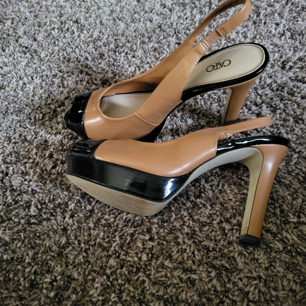 Heels - Picture 2 of 3